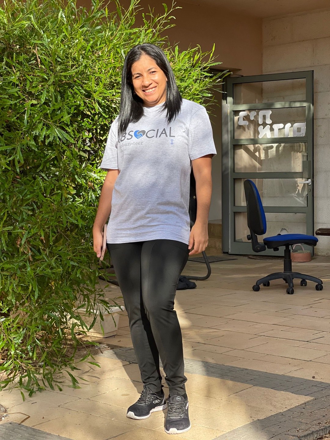 Cássia, voluntária da IB Social, em uma unidade da ALUT em Israel